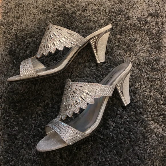 Pierre Dumas Shoes - 🌟Sequin Glitter Pierre Dumas Heels✨